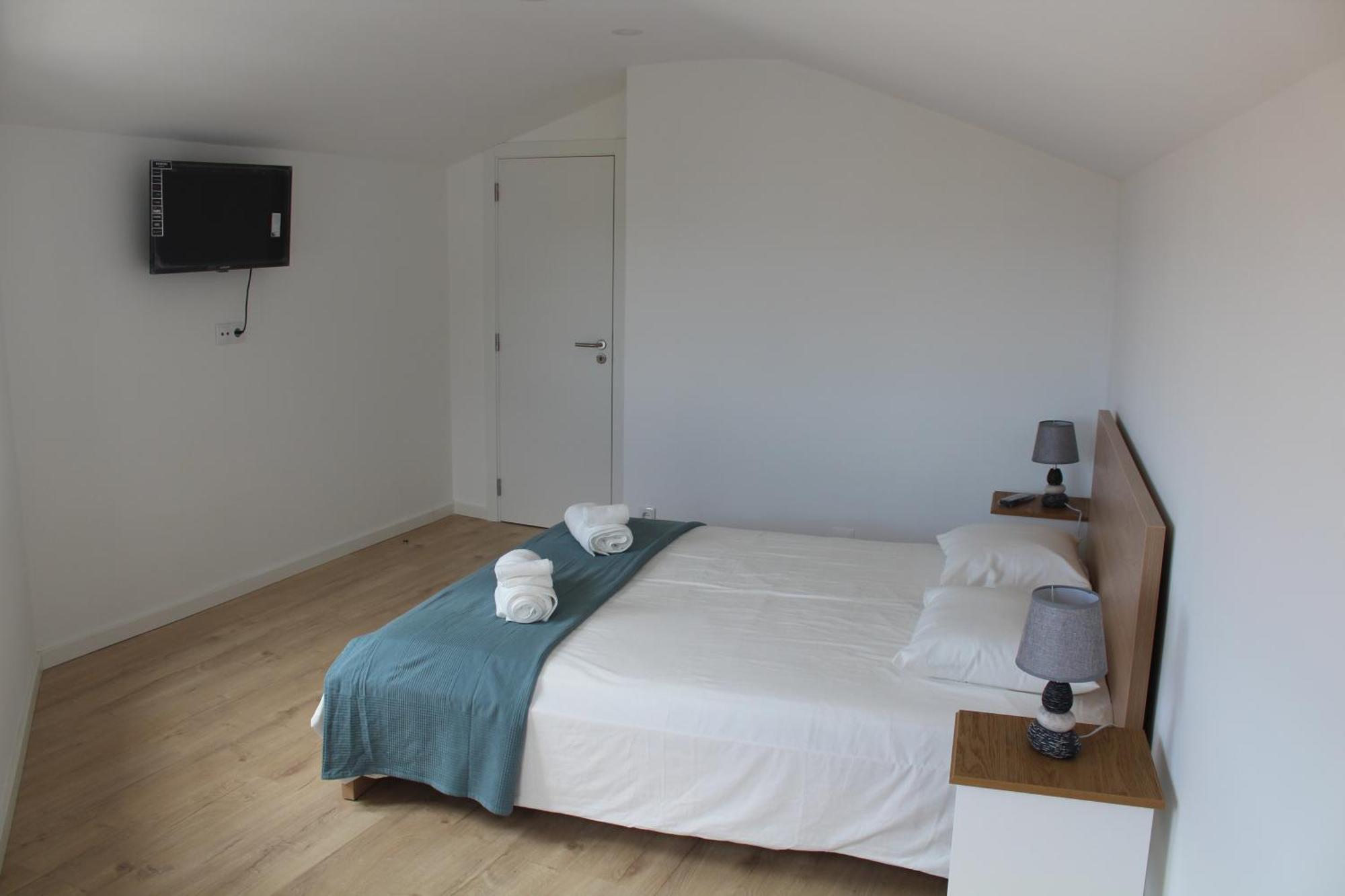 Hugo's Panoramic Duplex Apartment Lissabon