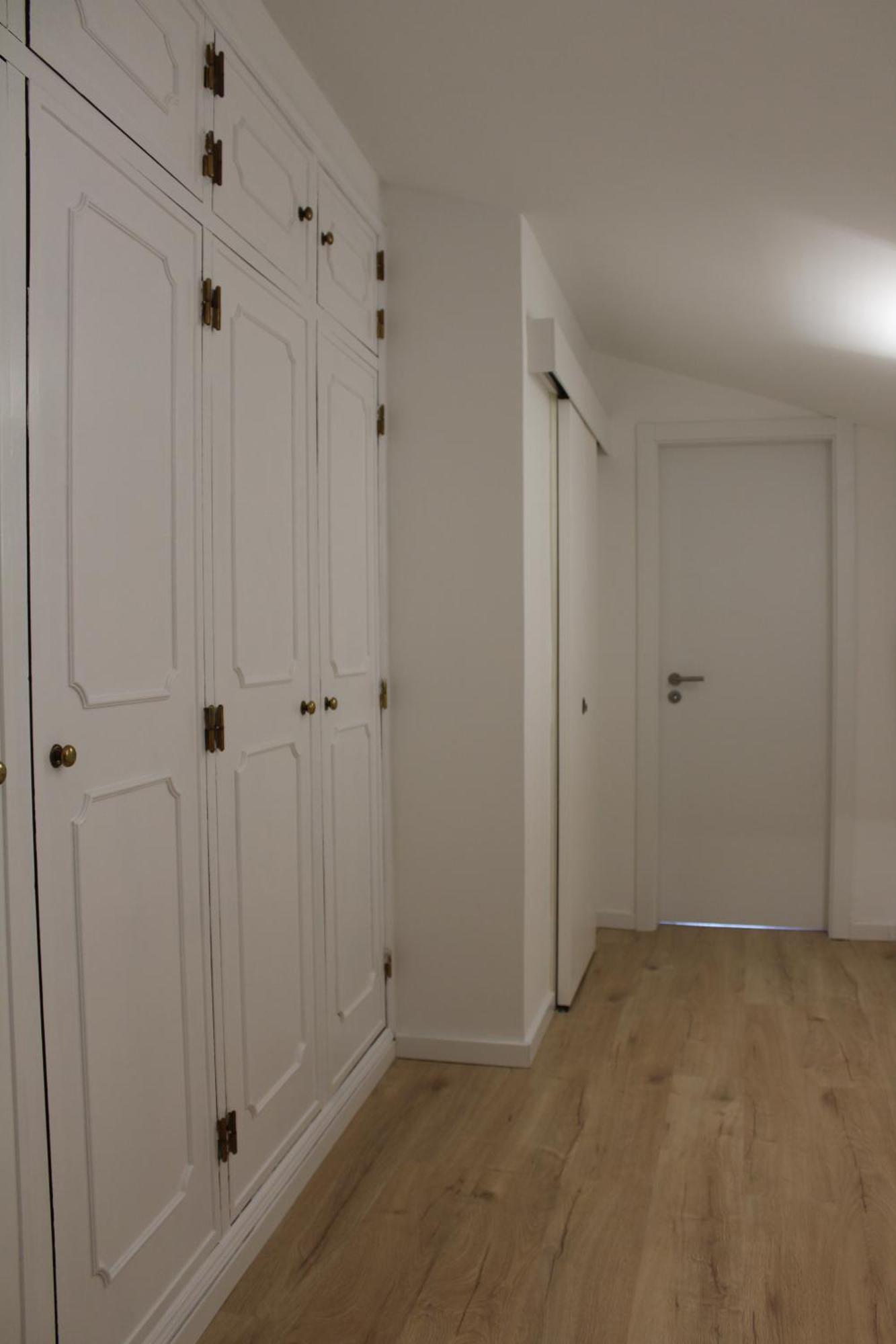Hugo's Panoramic Duplex Apartment